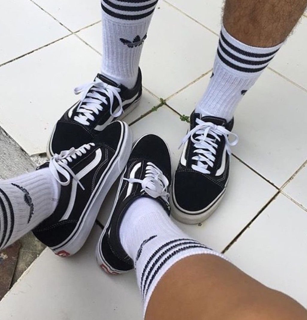 Белые носки Ванс