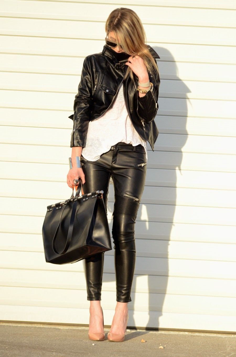 Кожаные брюки для женщин 50 лет