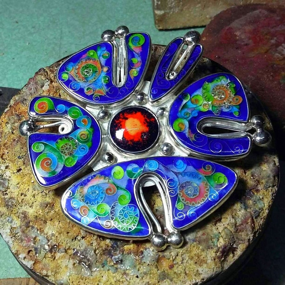 Брошь минанкари серебро