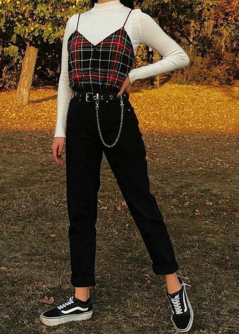 Анастасия Колобякина в школьной форме