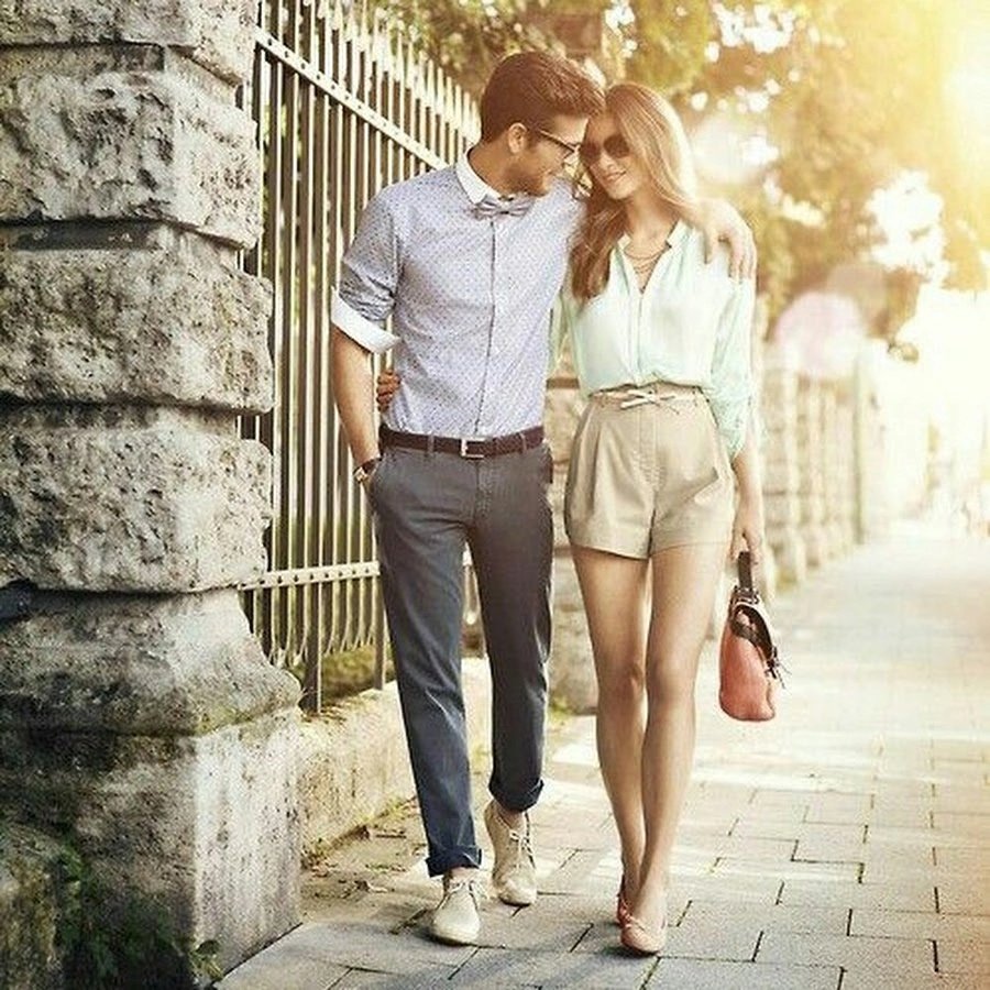 Пара в кожанках