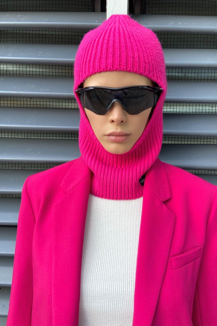 Амина тендерлибае в маске