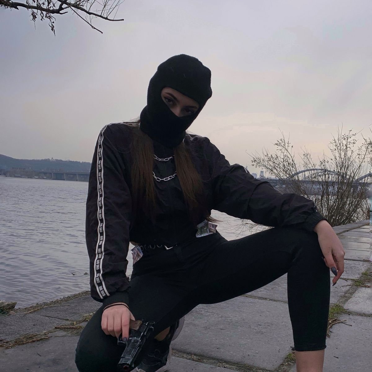 Шапка горнолыжная женская