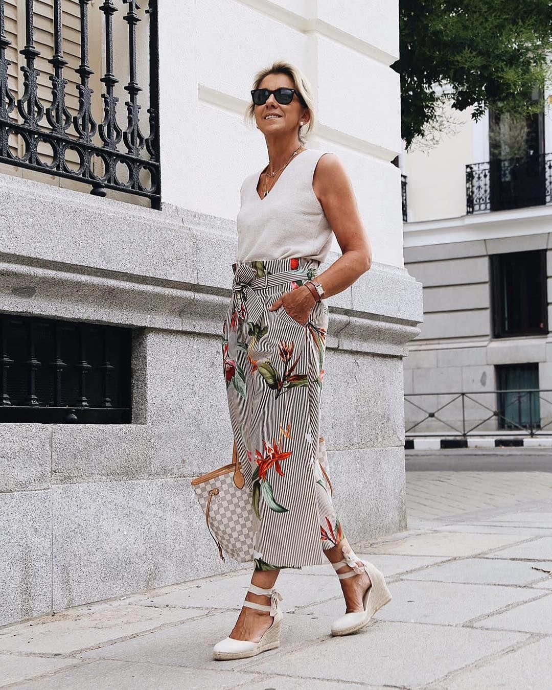 Элегантная одежда для женщин после 50 лет