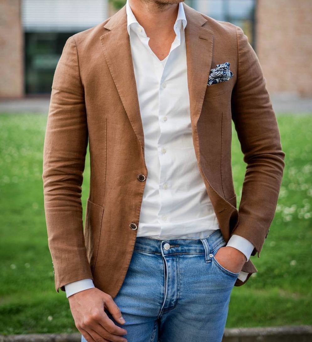 Парень в пиджаке