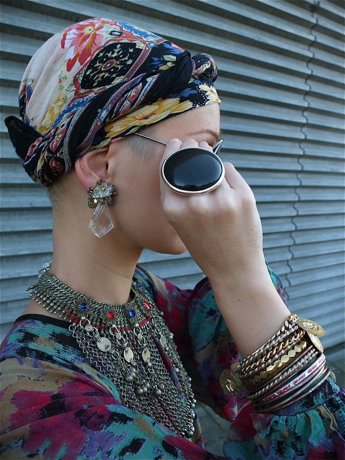 Украшения и одежда хиппи