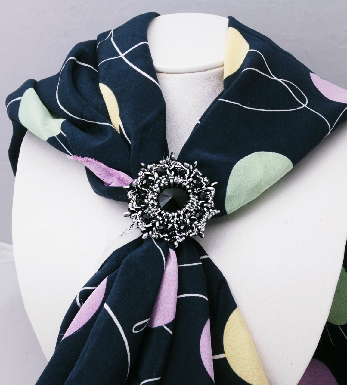 Украшения для шарфов и платков