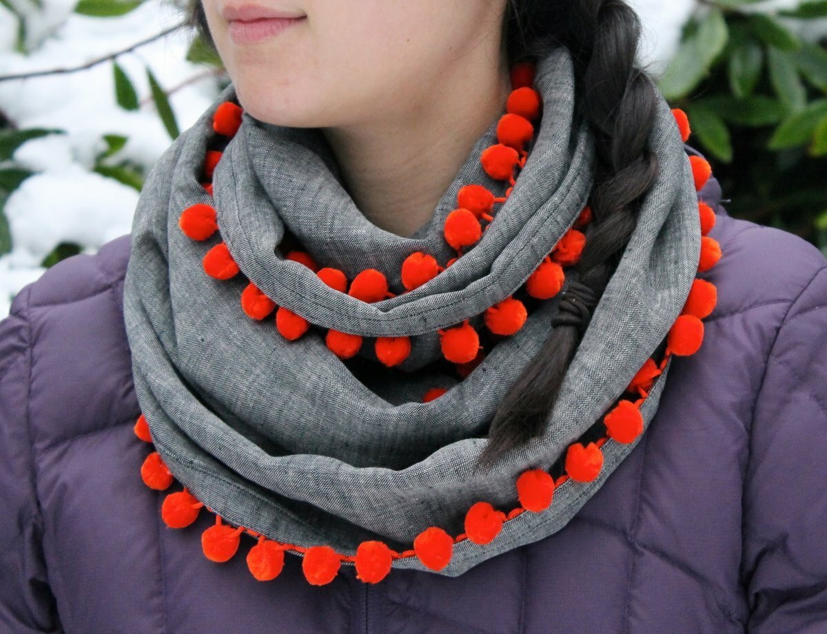 Необычный шарф из ткани