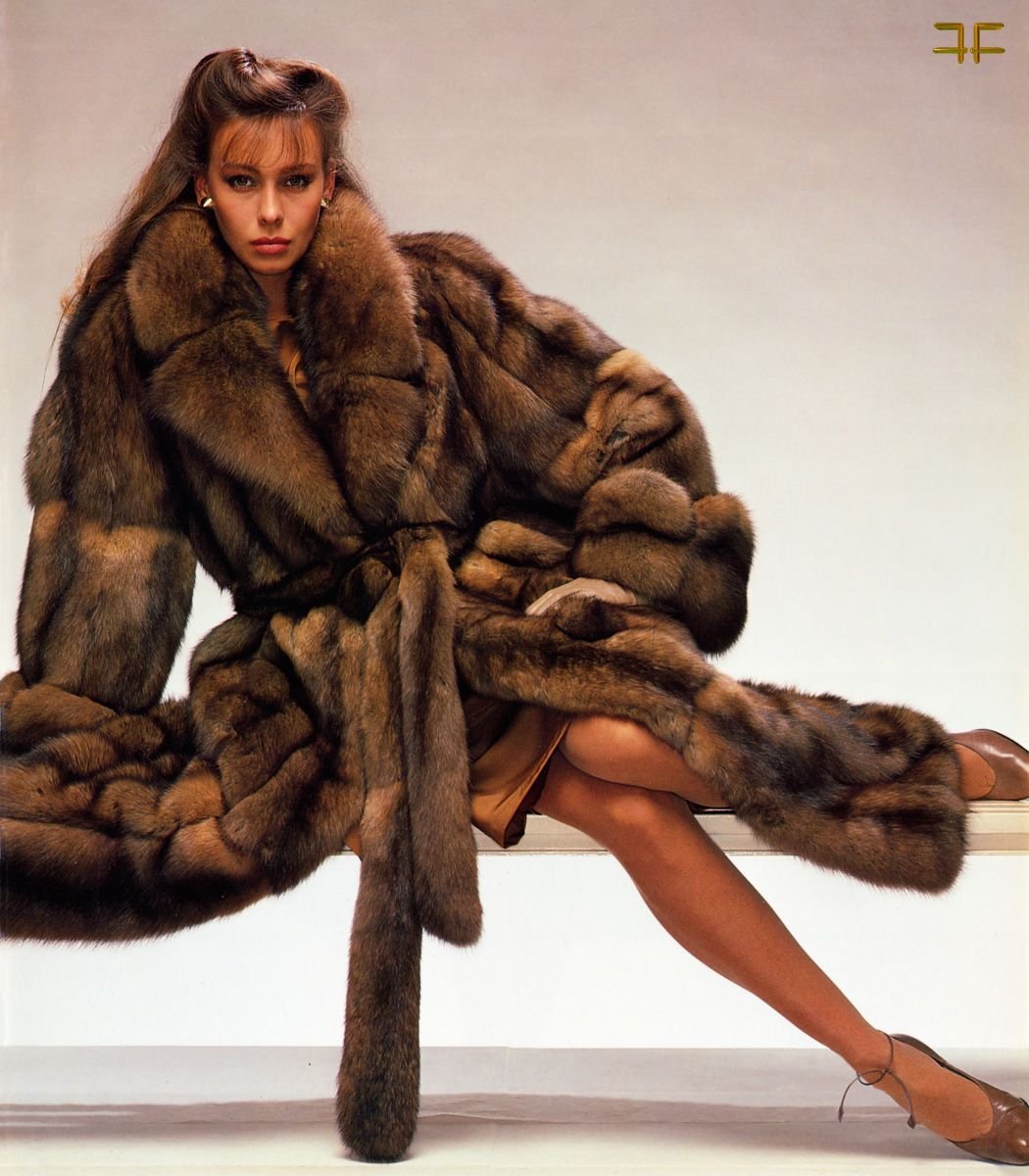 Пальто Коко Шанель