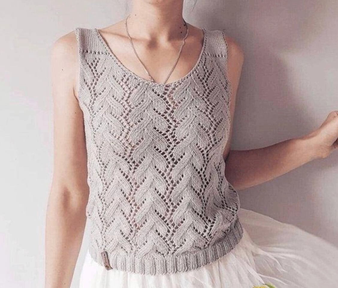 Летняя ажурная майка спицами