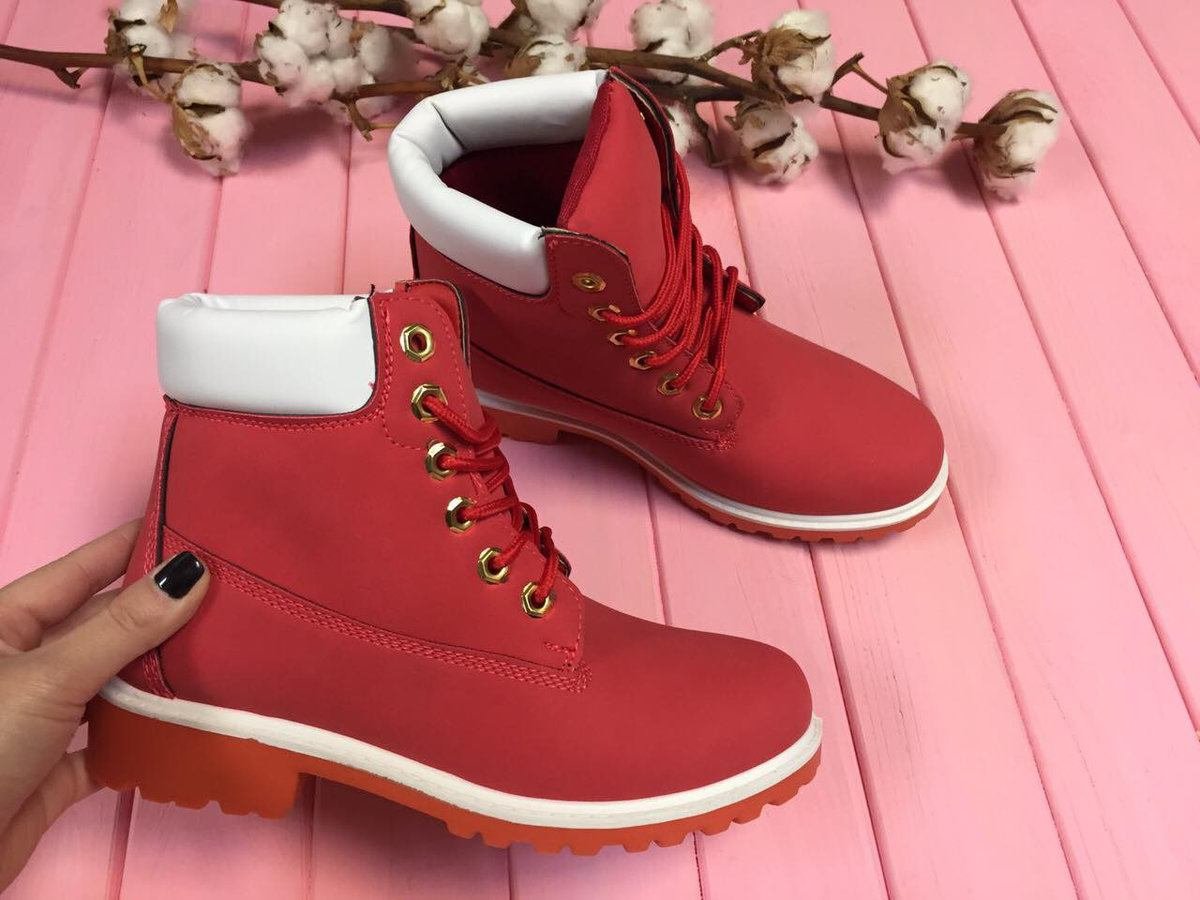 Молодежная обувь