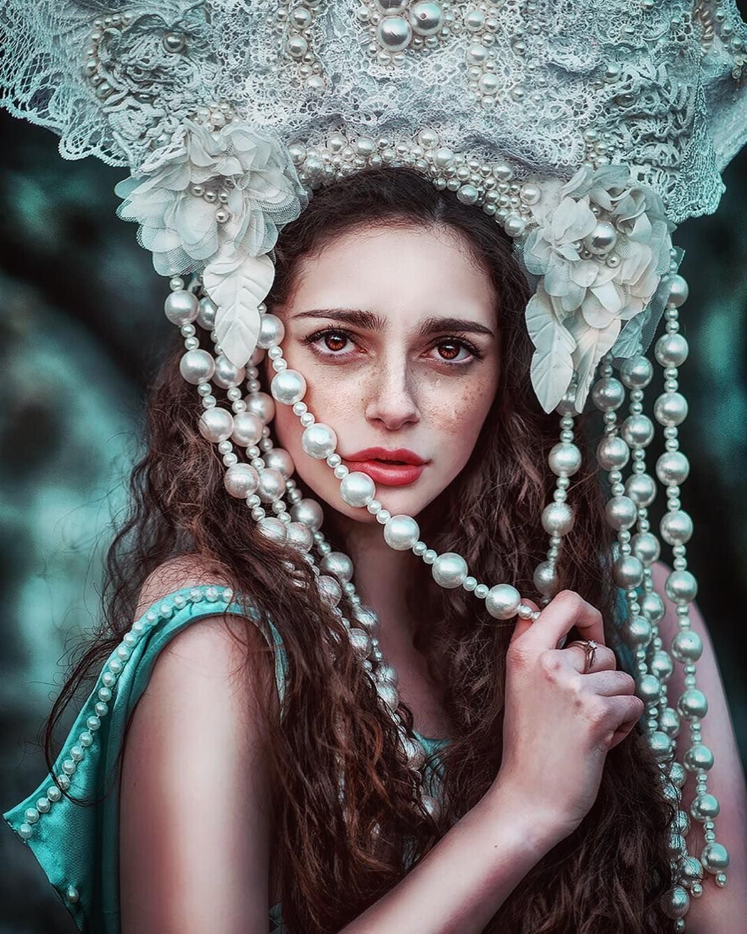 Сати Казанова стиль