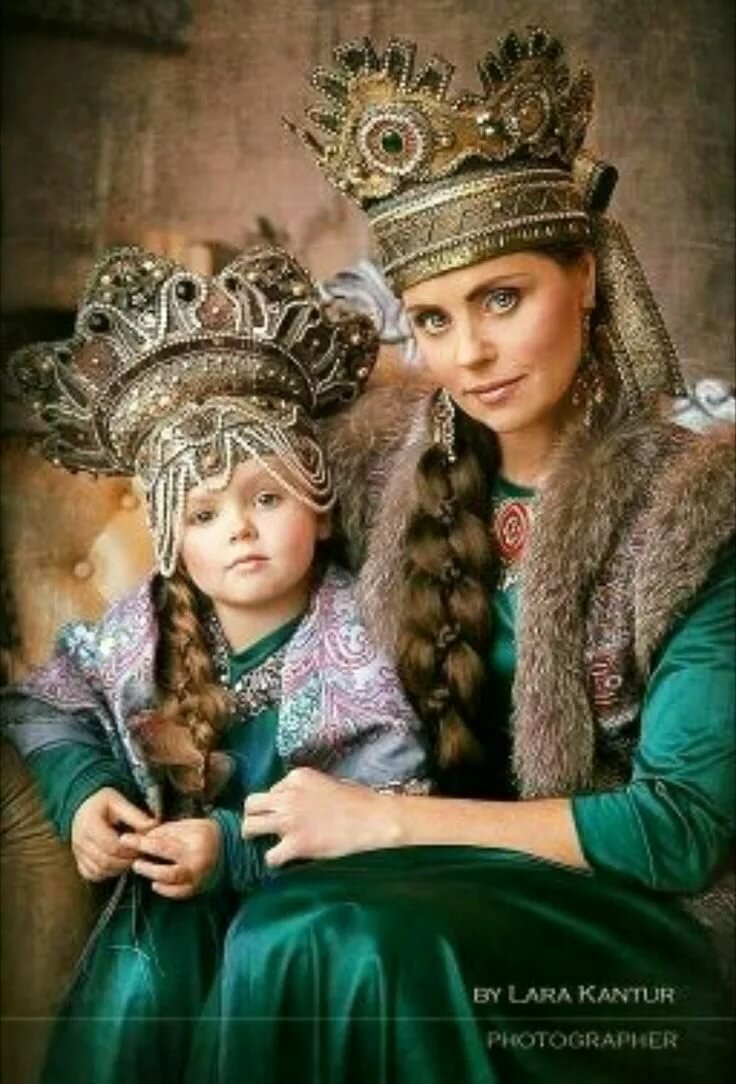 Костюм шальной императрицы