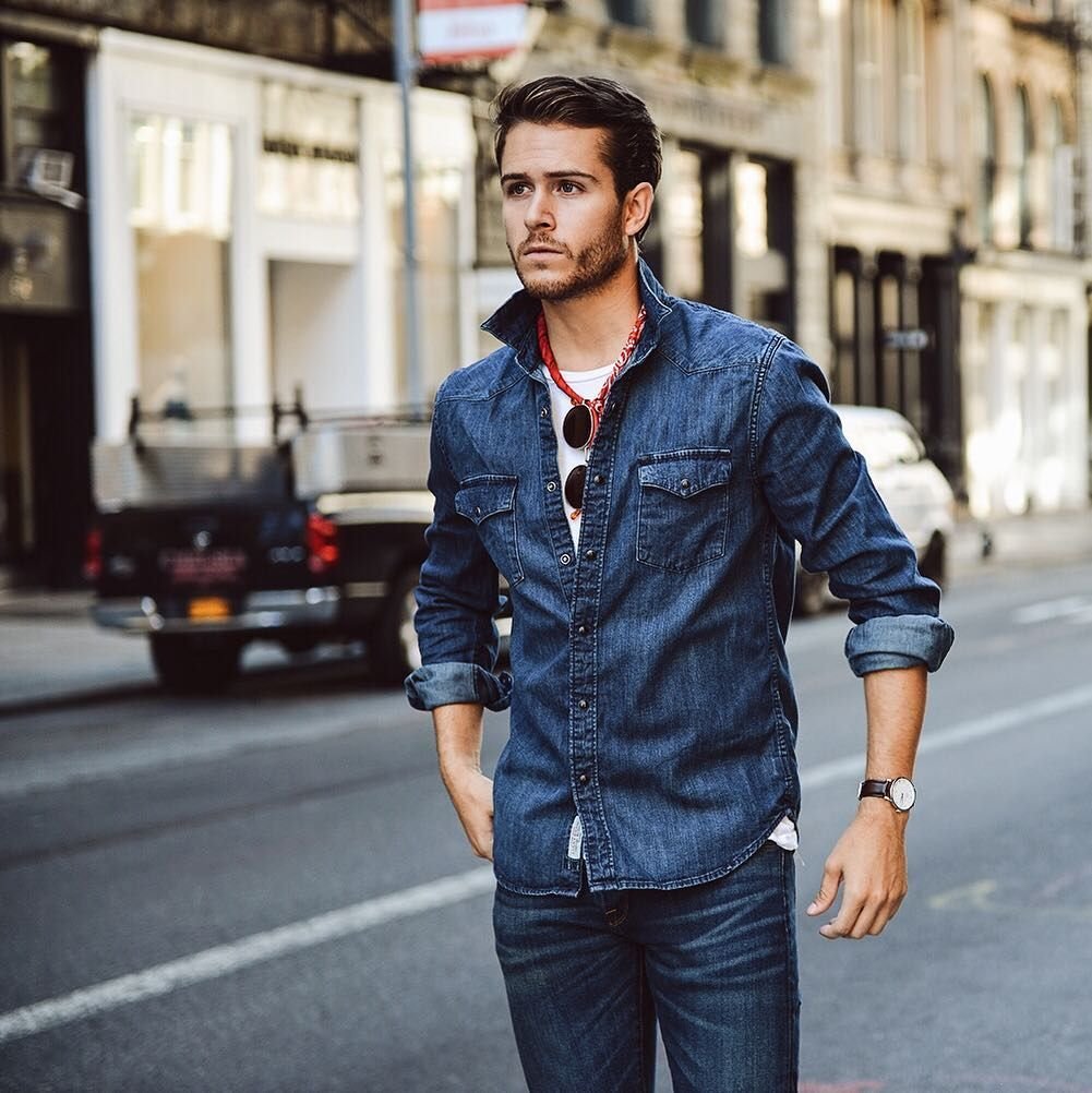 Красивый мужской лук