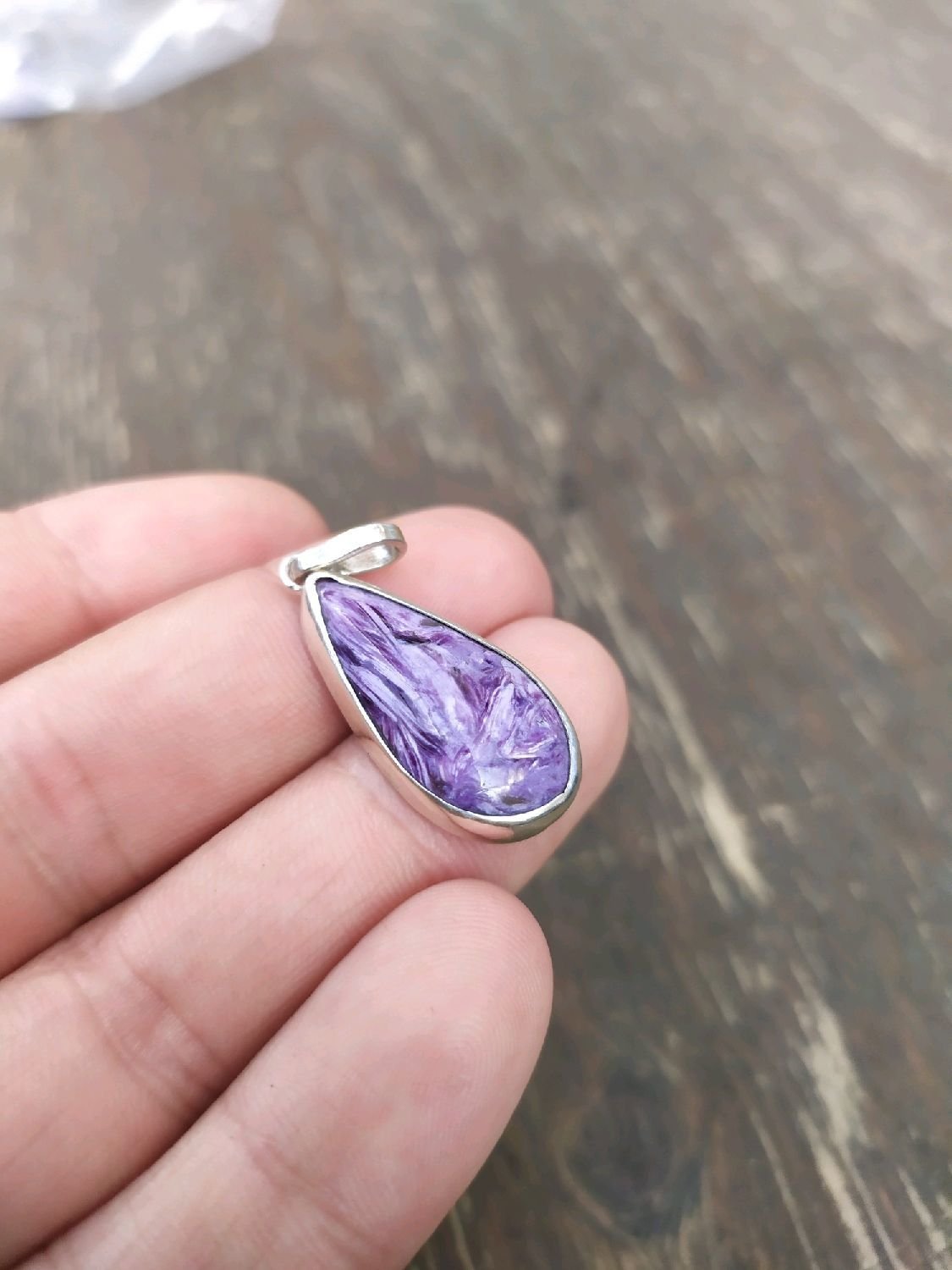 Кулон с чароитом