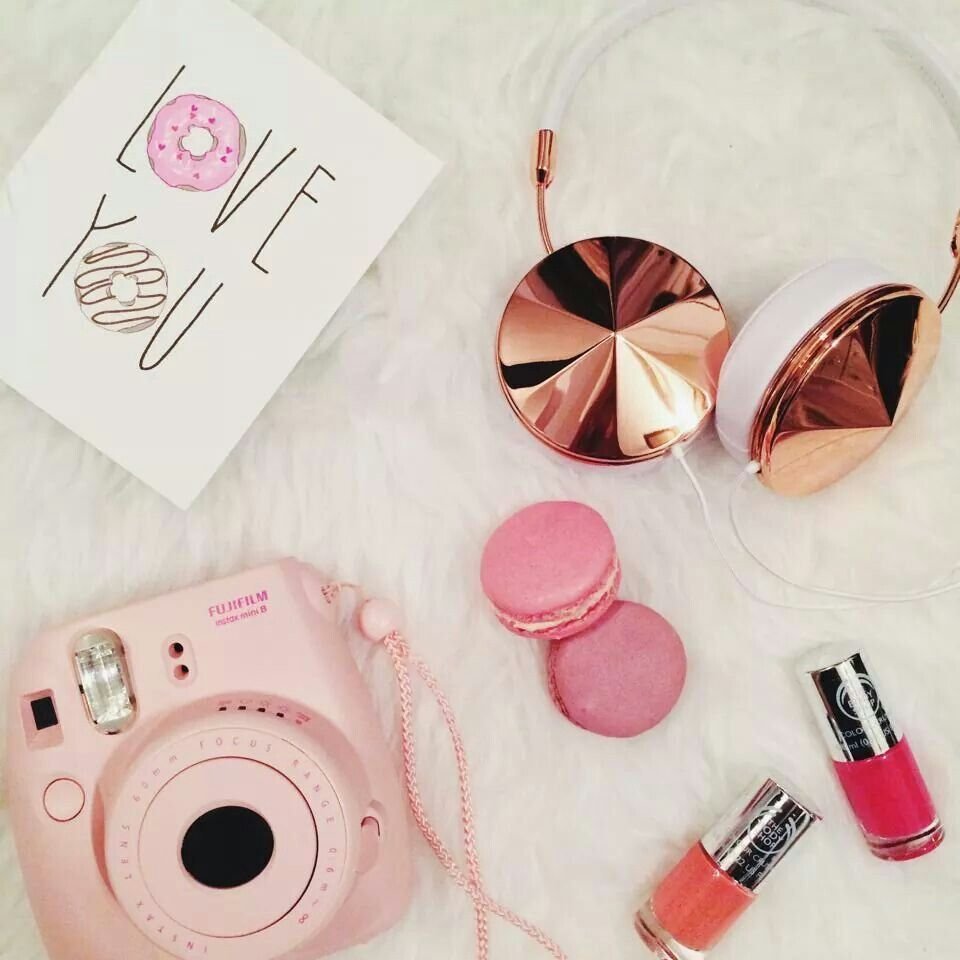 Розовые предметы