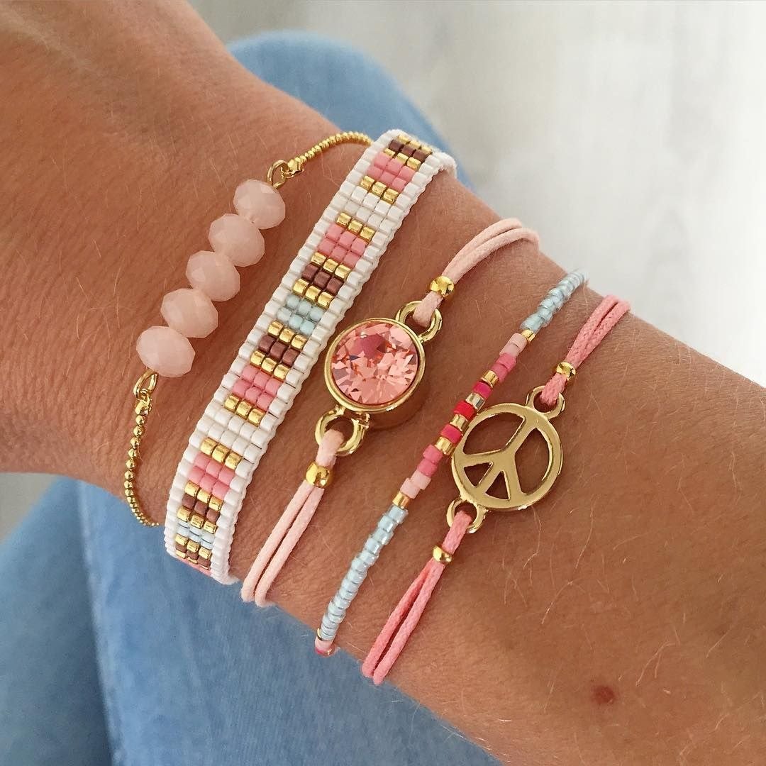 Красивые аксессуары для девушек