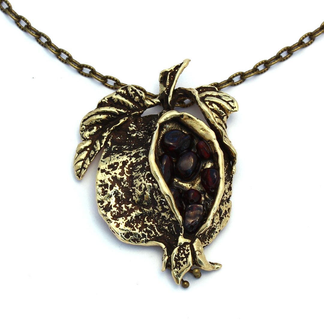 Подвеска с гранатом