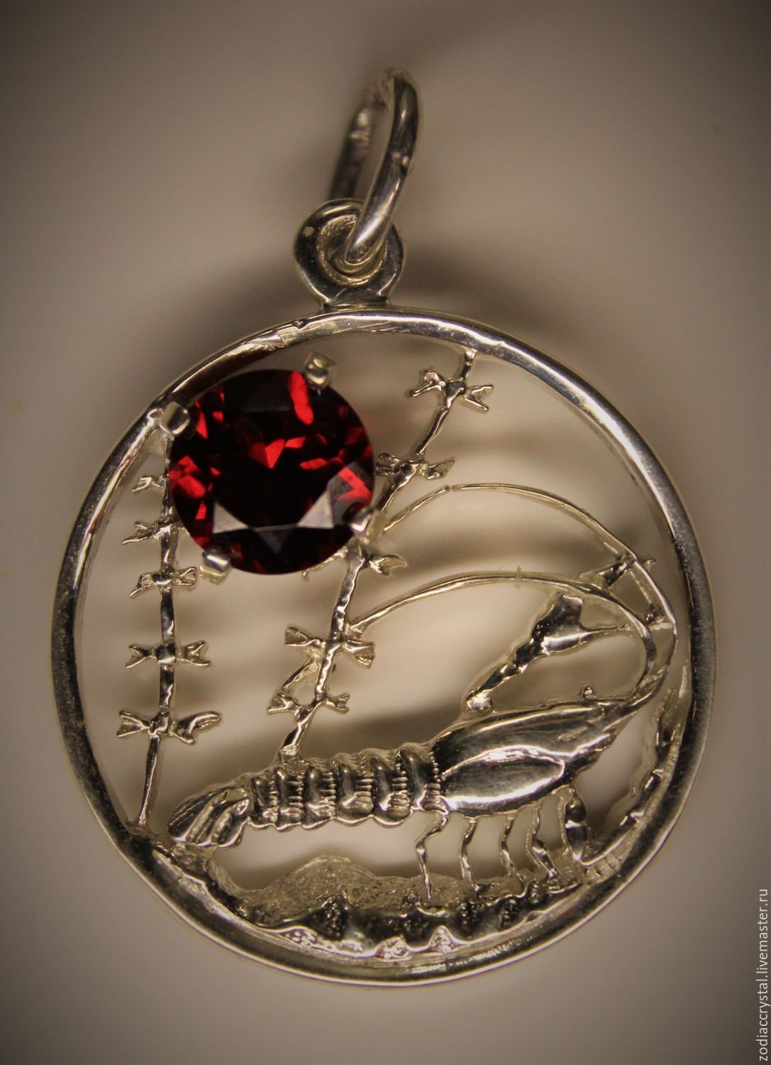 Изделия с гранатом