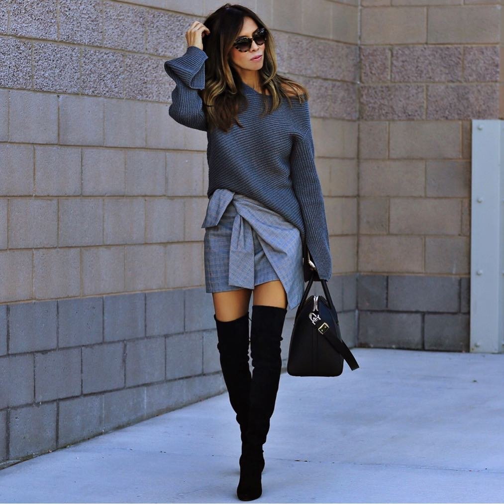 Красивый образ с ботфортами