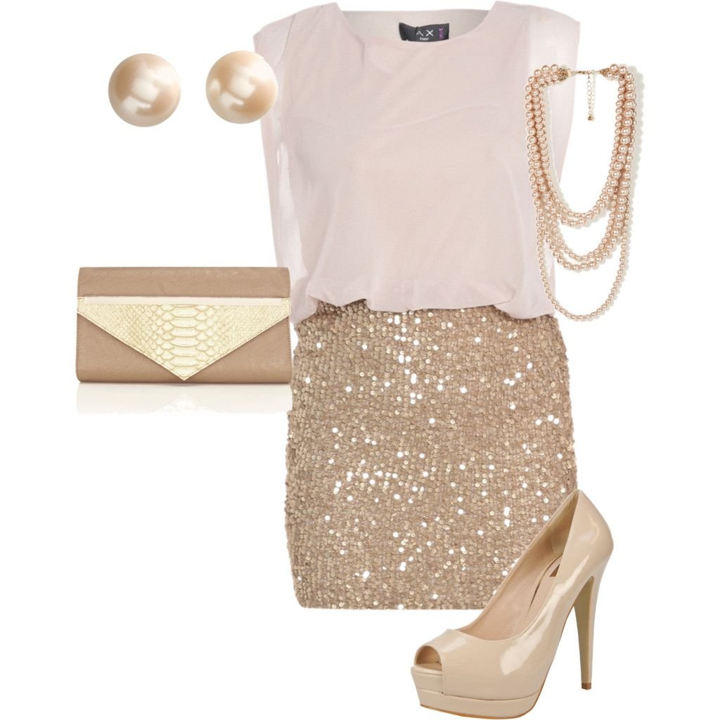 Блестящий топ и юбка