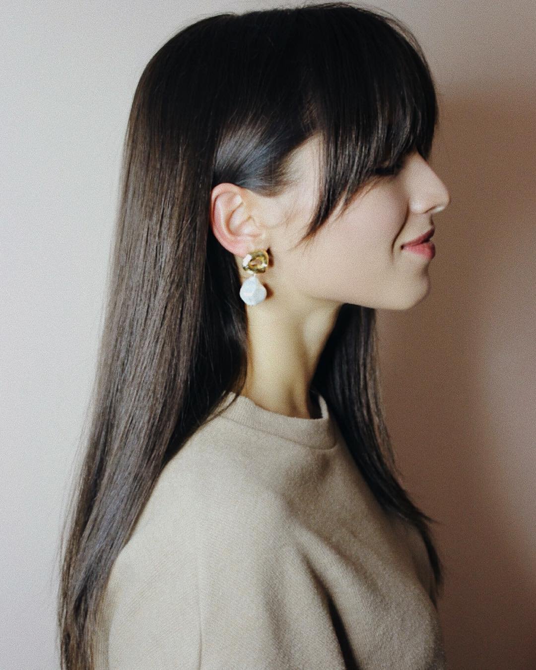 Челка удлиненная по бокам