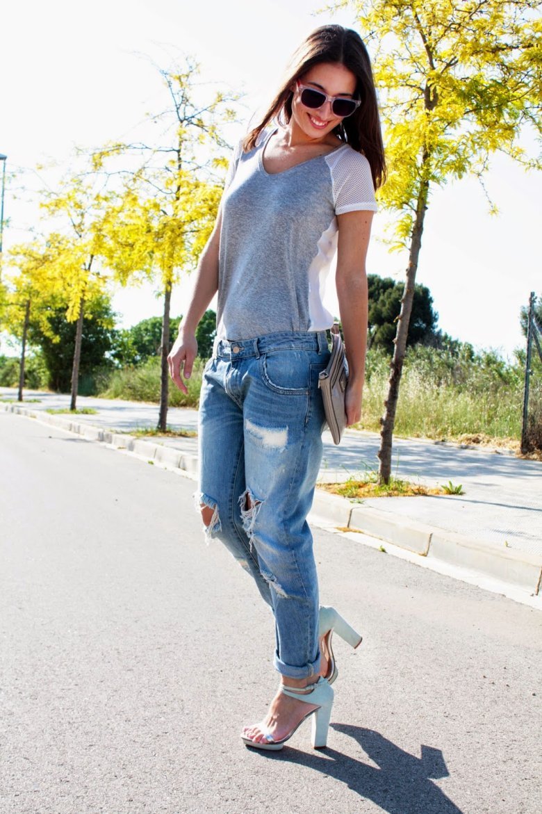 Образ джинсы футболка и рубашка