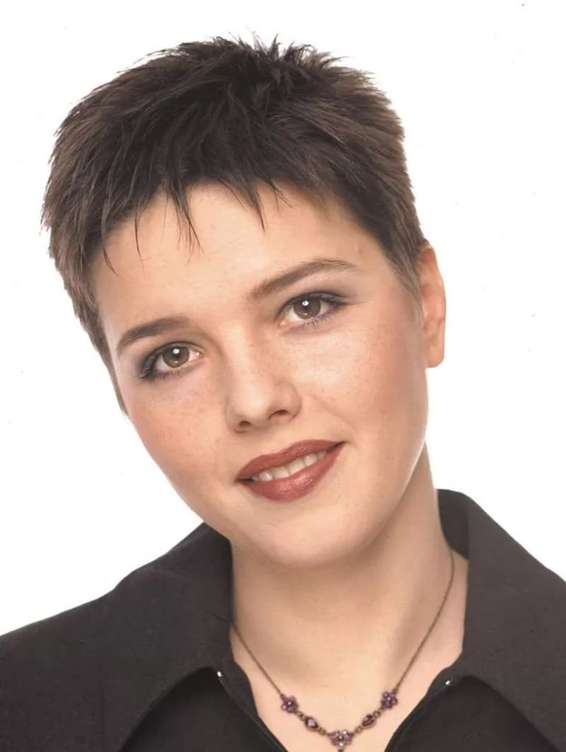 Короткие стрижки для полных