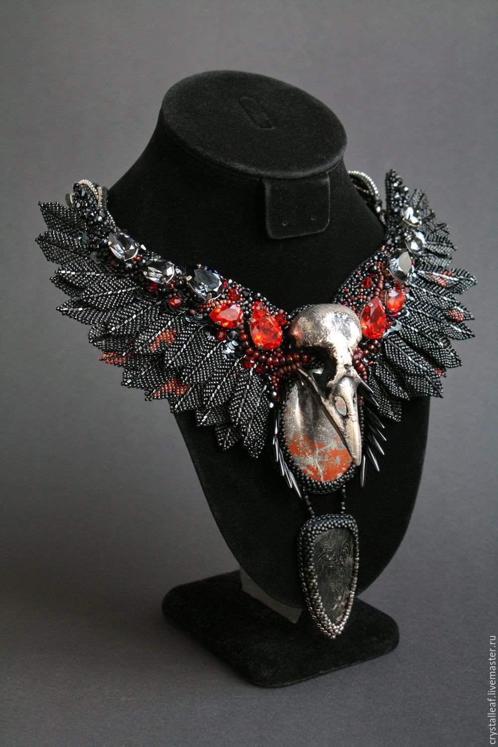 Готические украшения