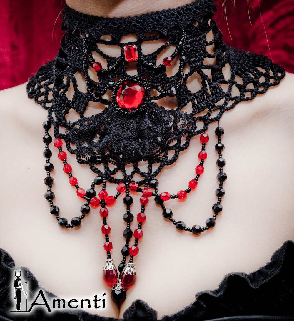 Готические украшения своими руками