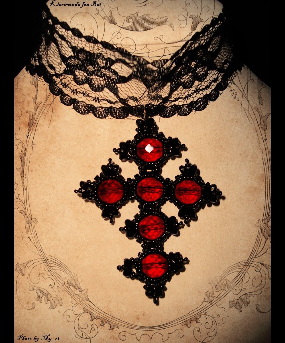 Готические серьги кресты