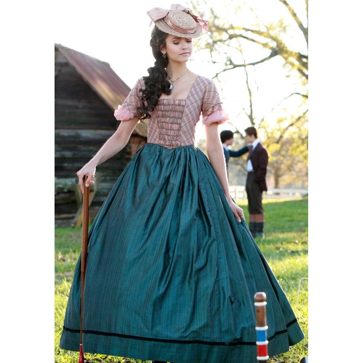 Кэтрин Пирс 1864 в платье