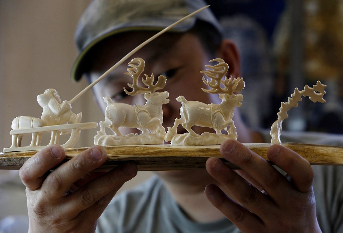 Амулеты из костей животных