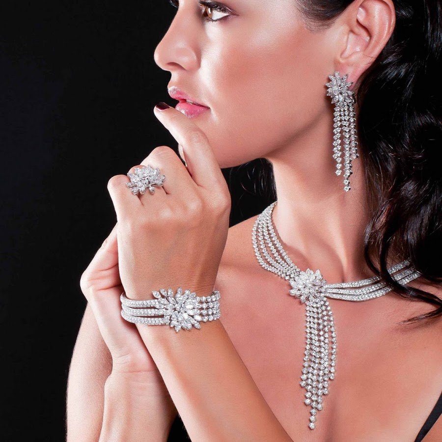 Кристал Ренн