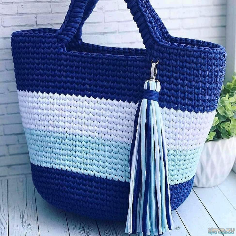 Вязаная пляжная сумка