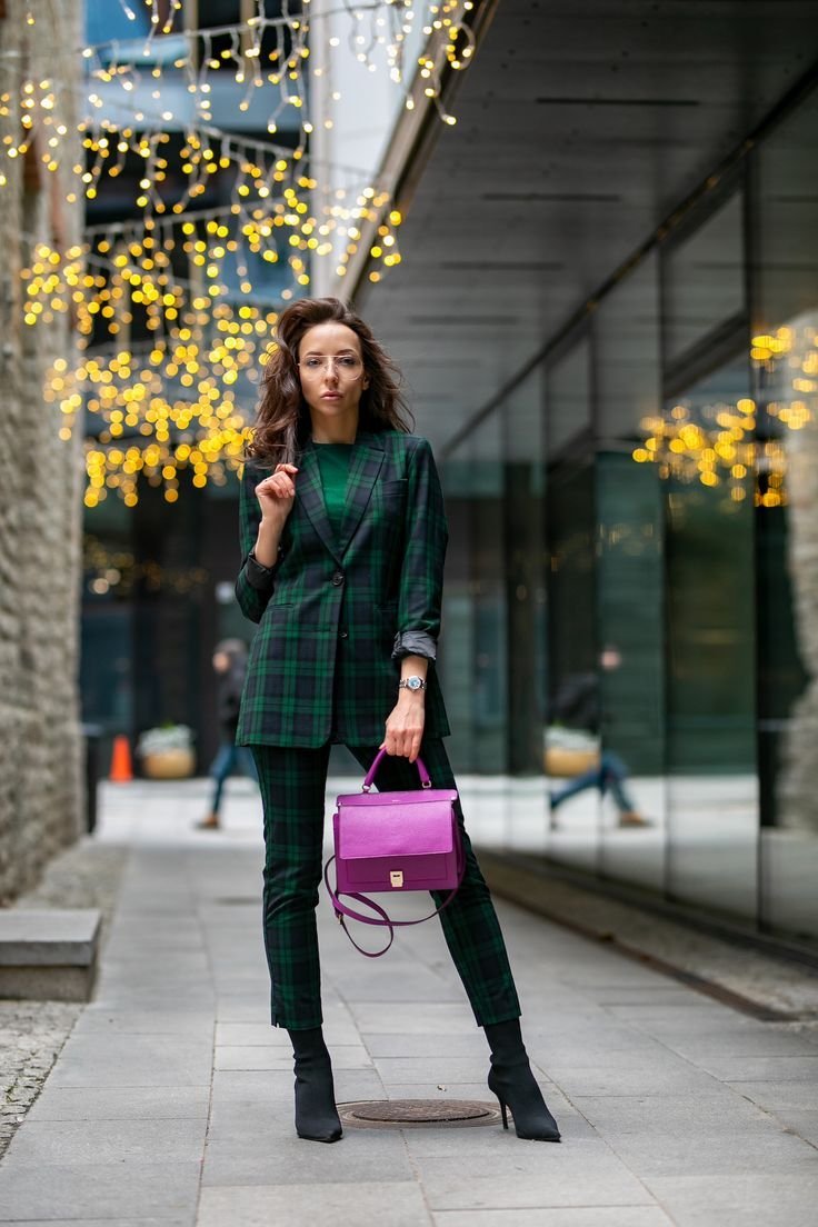 Джинсы мом лук