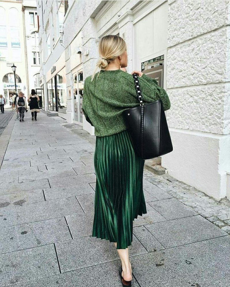 Образ с зелеными брюками