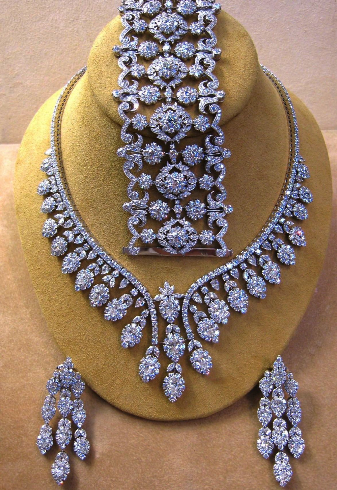 Королевское колье