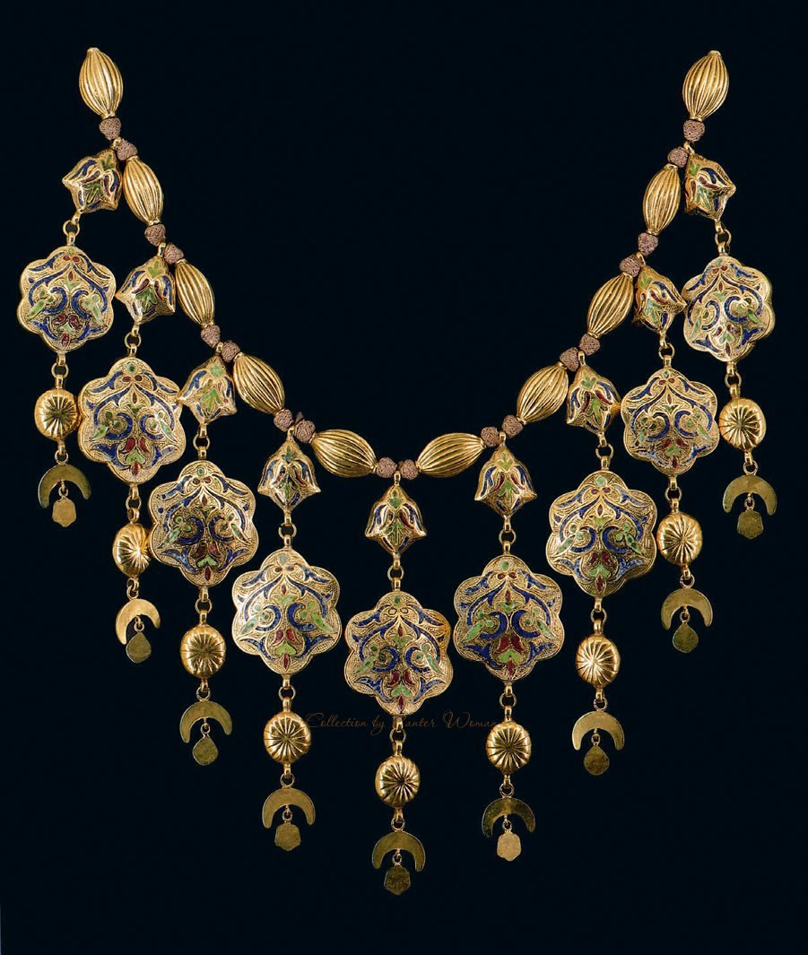 Старинные украшения