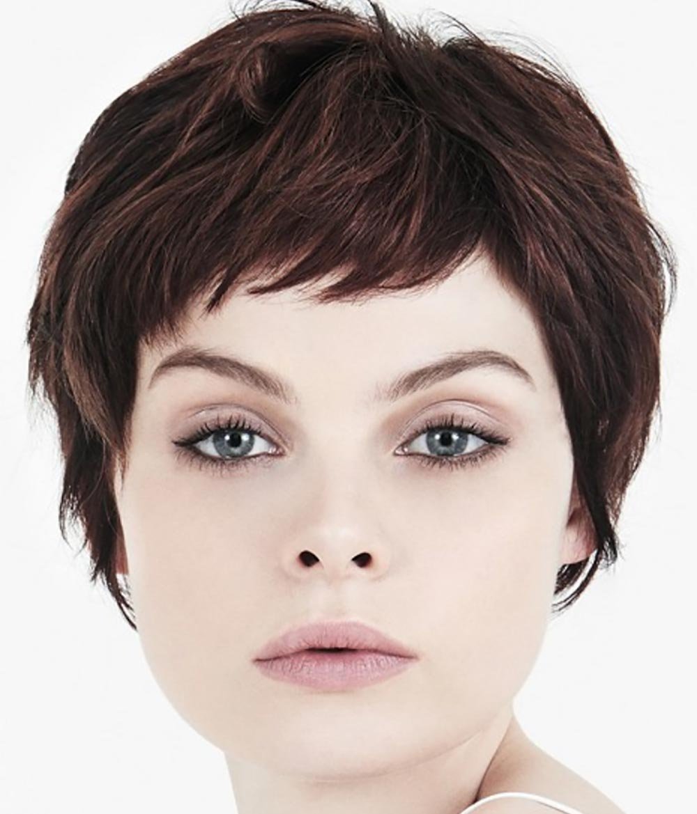 Стрижка Пикси 2022 на круглое лицо