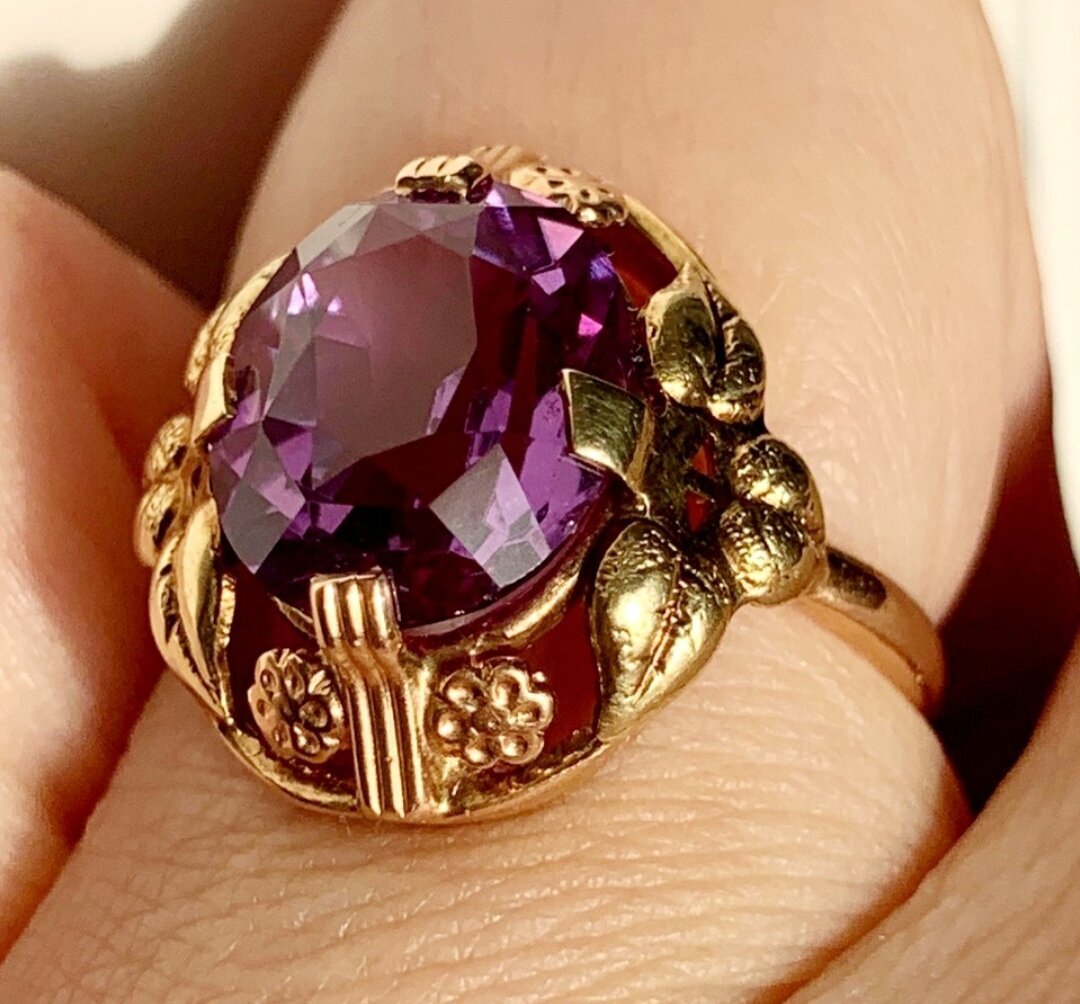 Советская бижутерия