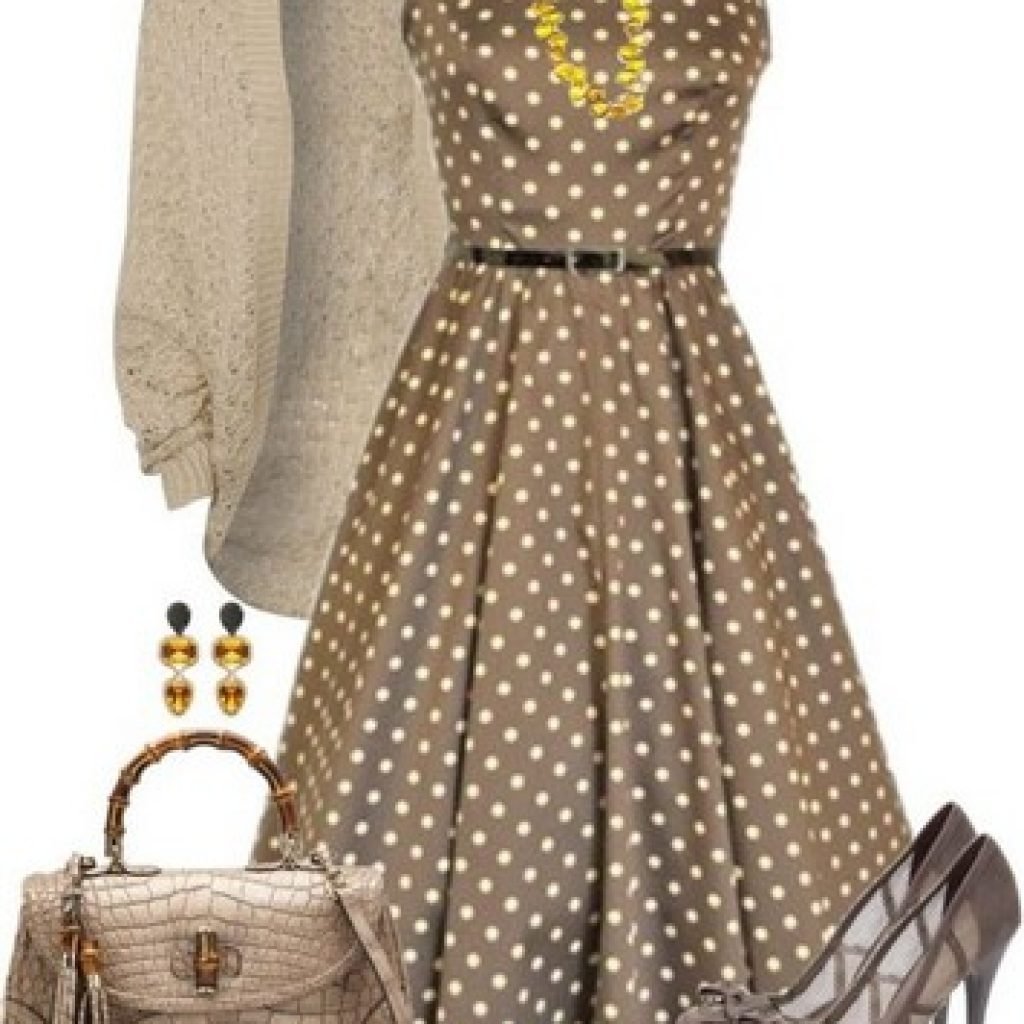 Коричневое платье в горошек