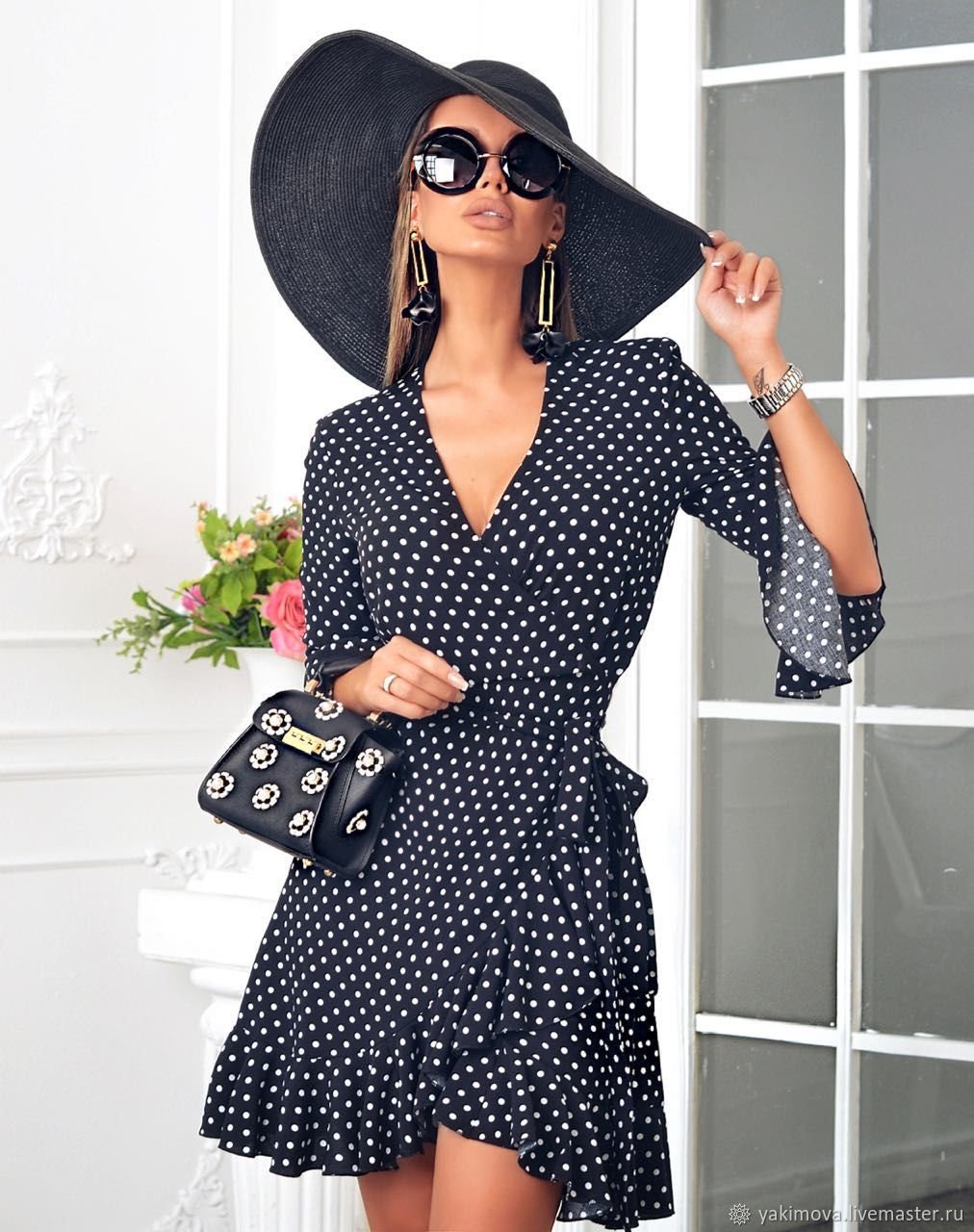 Платье в горошек