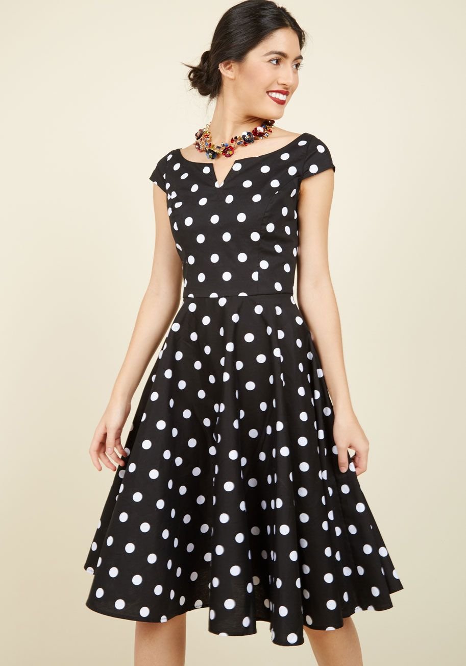 Платье в горошек