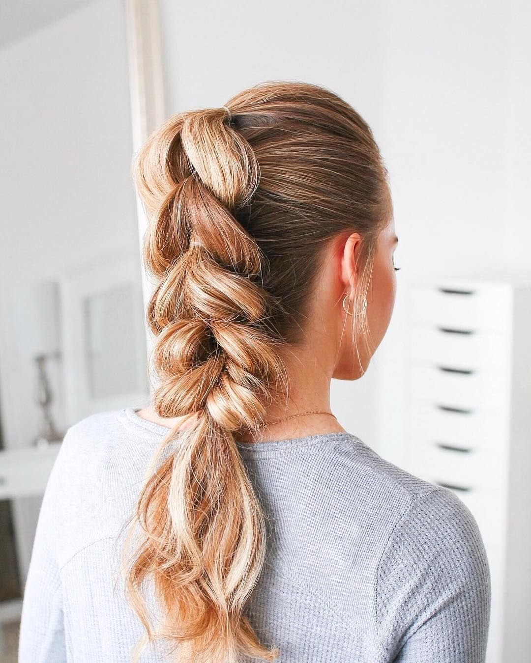 Прически с косичками