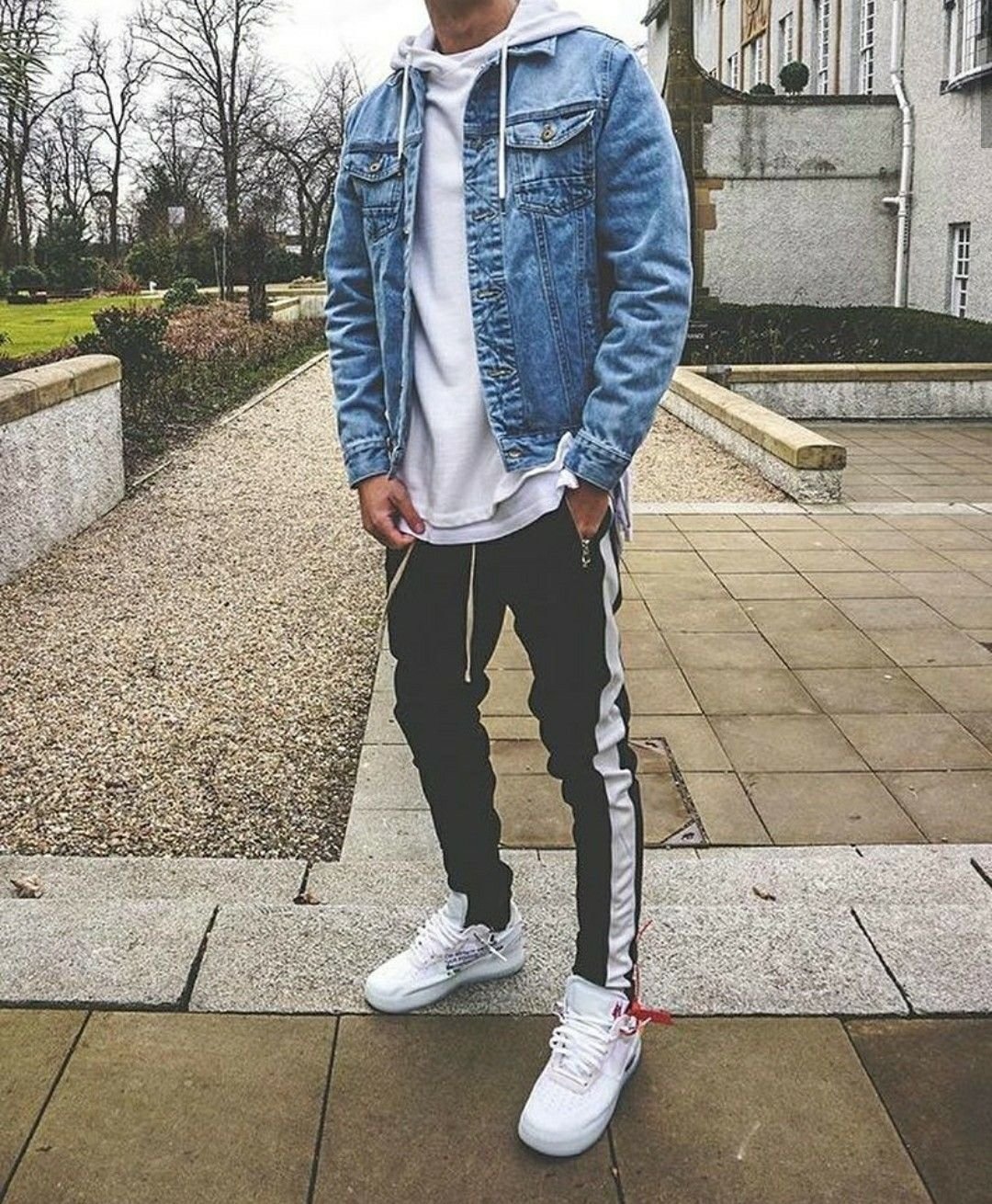 Модная одежда для парней 18 лет