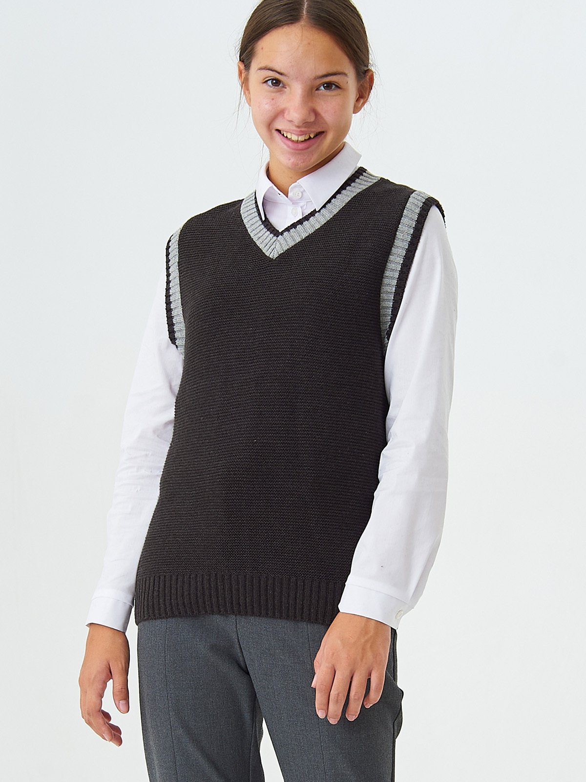 Трикотажный жилет