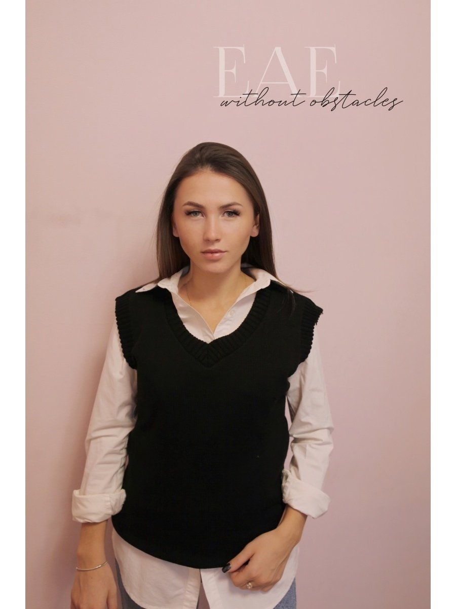 Жилет женский в школу