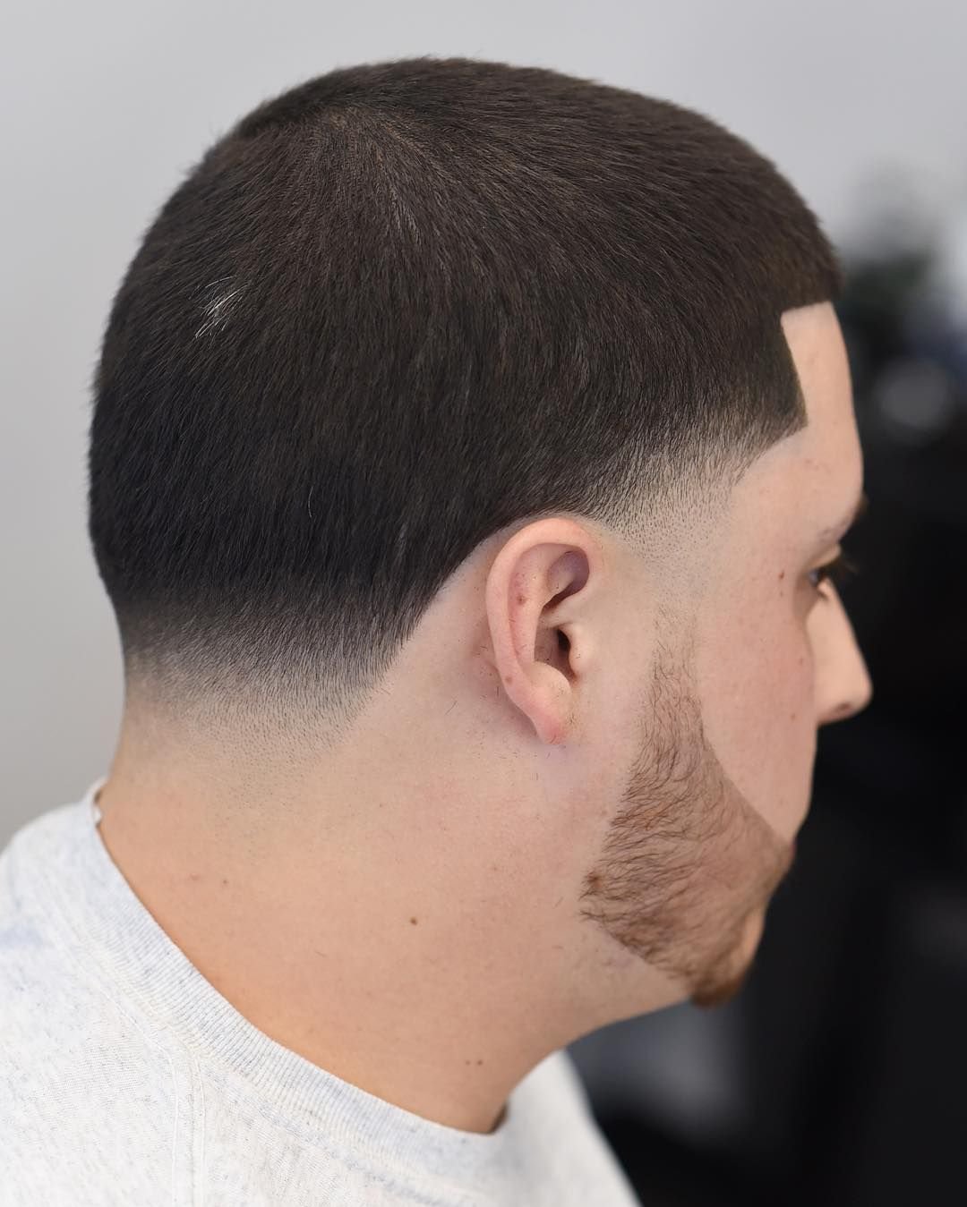 Окантовка мужской стрижки