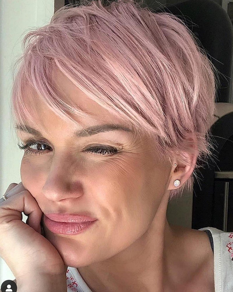 Пикси Боб стрижка блонд